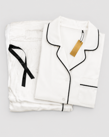 Ensemble de Pyjama Blanc à Liserés Noirs – Seamlife