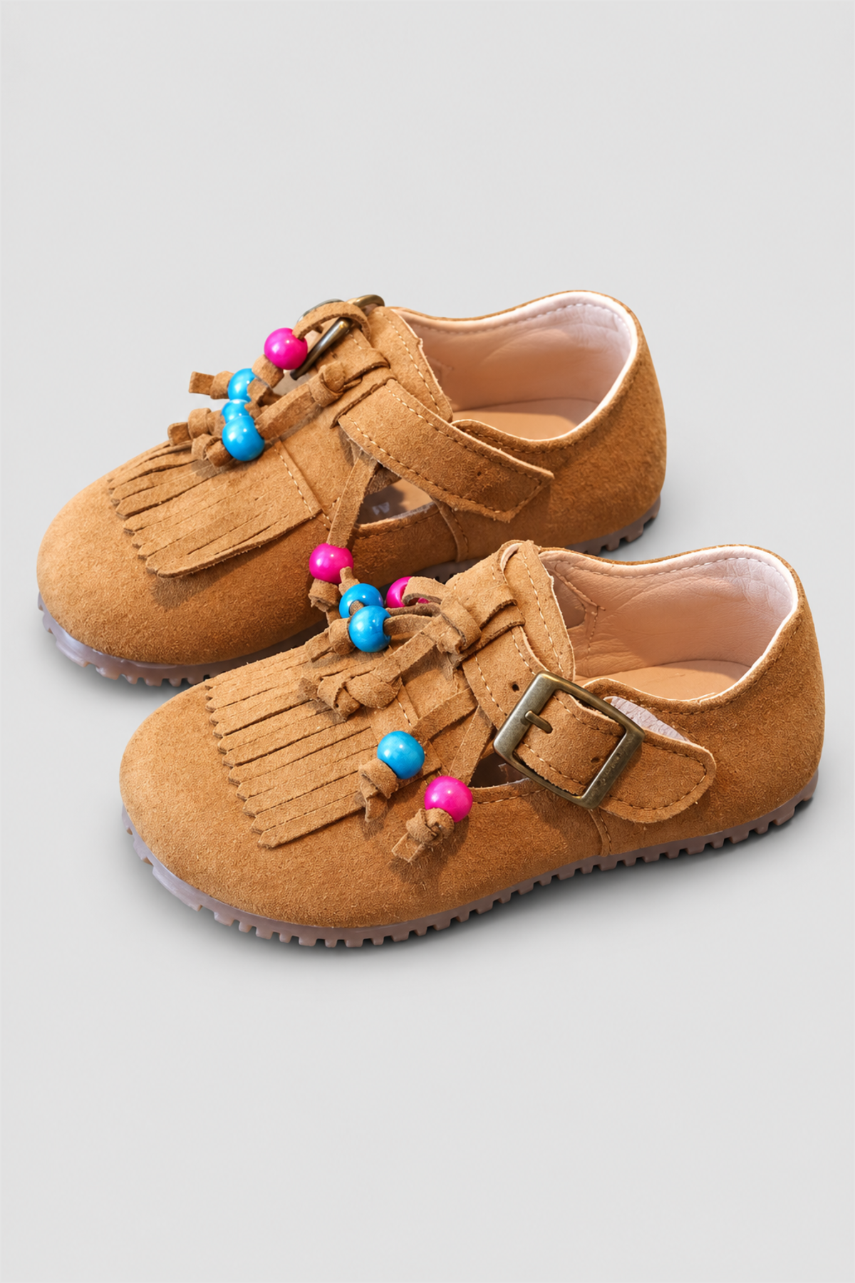 Chaussures enfant camel à franges et perles