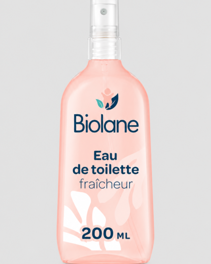 Biolane eau de toilette bébé 200 ml sur fond gris