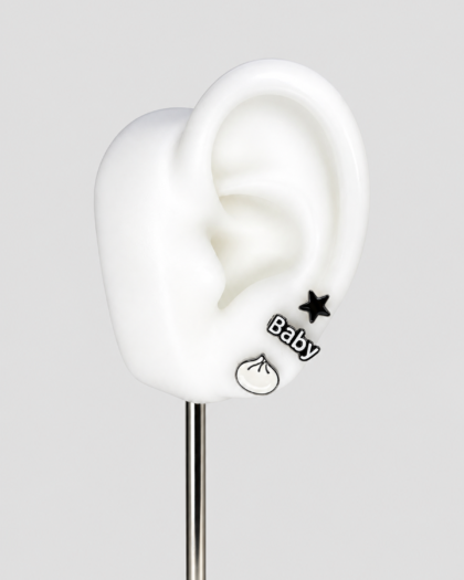 Lot de 3 pins d’oreille noirs et blancs à étoile et motif Baby